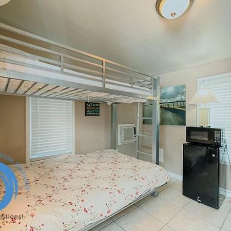 Cg Efficiency Villa Myrtle Beach Bagian luar foto